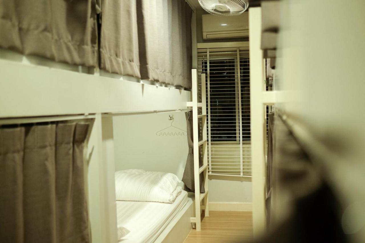 Ratana Boutique Hostel Бангкок Екстер'єр фото